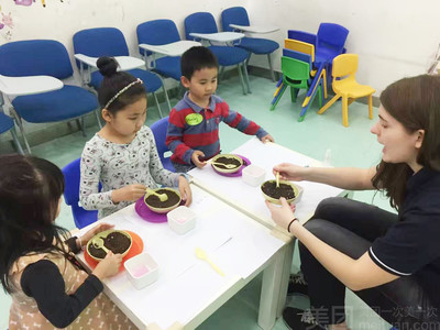 【許昌關(guān)鍵詞青少兒英語(yǔ)-快樂(lè)暑假班精品體驗(yàn)課團(tuán)購(gòu)詳情】關(guān)鍵詞青少兒英語(yǔ)價(jià)格_人均消費(fèi)(圖)