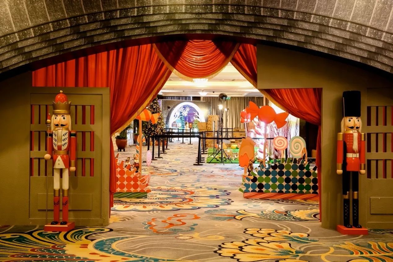 英孚英語查理與巧克力工廠圣誕夜活動精彩內(nèi)容回顧